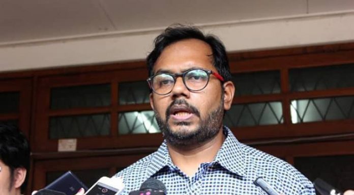 Kasus Awololong Di Polda NTT, Haris Azhar: Jangan-jangan Ada Udang di Balik Bakwan Haris Azhar