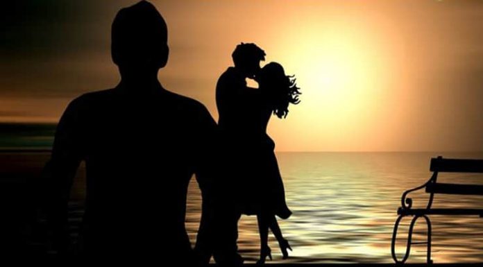 Istri Selingkuh, Suami Yang Bekerja Sebagai Pendeta Dibunuh Kristie ternyata lebih memilih menikmati hidup bersama pria brondong Square yang terpaut lebih muda 21 tahun.