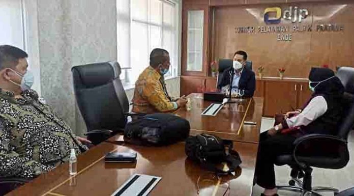 KPK Koordinasi dengan KPP Pratama Ende KPK berkoordinasi dengan pejabat KPP Pratama Ende