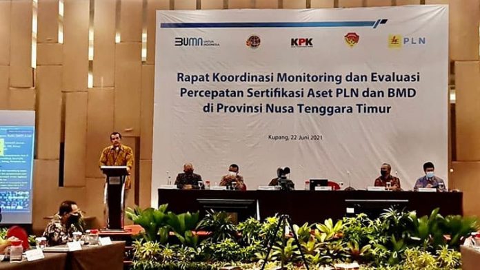 Rapat Koordinasi Percepatan Sertifikasi Aset PLN dan BMD di Ballroom Palasio Hotel Aston Kupang, Selasa (22/6/21).