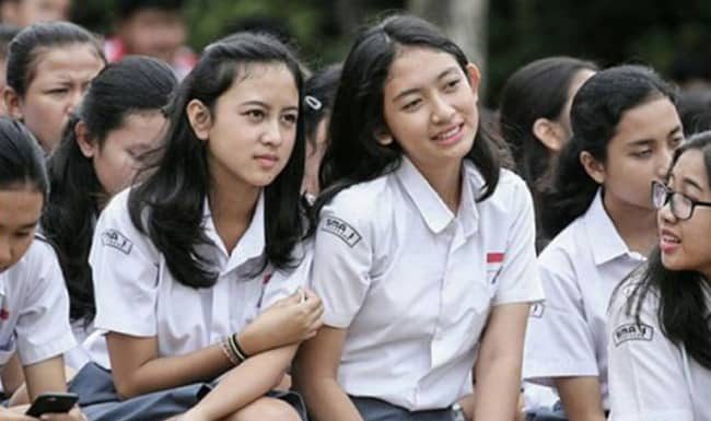 Inilah SMA Peringkat Terbaik di NTT Tahun 2021 Skor TPS sekolah dihitung berdasarkan rata-rata kemampuan kuantitatif, memahami bacaan dan menulis, penalaran, dan pengetahuan pemahaman umum peserta.