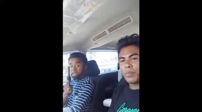 Sambil Pegang Pistol, Pria asal Sabu Ancam: Be Dapa Lu, Be Tembak Lu Cuplikan video viral JUmat 2 JUli 2021.