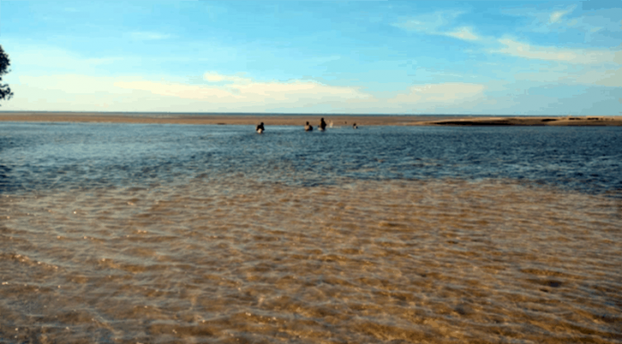Perairan ini Sering Dibom, Pelaku Belum Pernah Ditangkap pantai Desa Nggolonio, Kecamatan Aesesa, Kabupaten Nagekeo