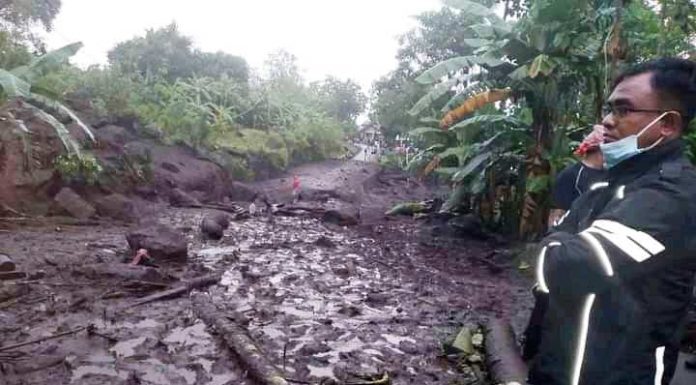 Bencana di Kaki Gunung Inerie: 1 Tewas, 2 Hilang, 5 Rumah Tertimbun Longsor Bencana di Kaki Gunung Inerie