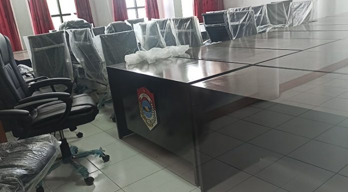 Pengadaan Kursi Meja di DPRD Lembata Diduga Sarat KKN Kursi Meja DPRD Lembata