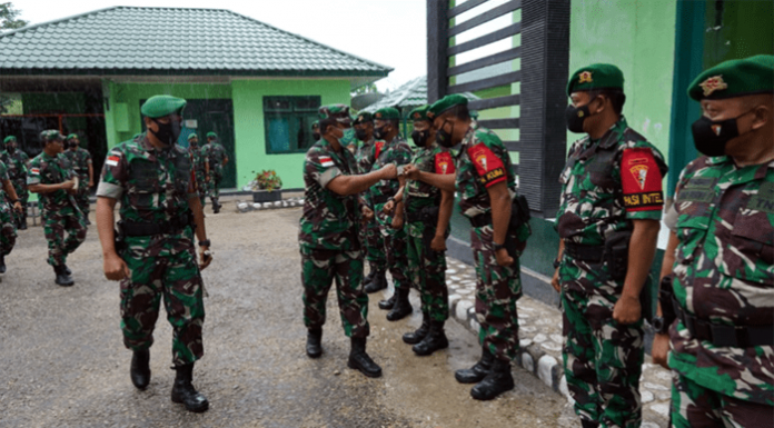 Danrem Wira Sakti Kunker Ke Sektor Barat dan Timur RI-RDTL Danrem Wira Sakti Kunker Ke Sektor Barat dan Timur RI-RDTL, Selasa (30/11/21).