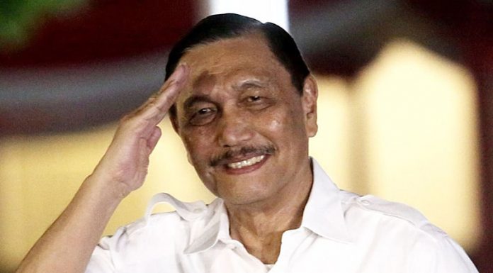 PPKM Level 3 Selama Natal dan Tahun Baru Tidak Berlaku Menteri Koordinator Bidang Kemaritiman dan Investasi (Menko Marves), Luhut Binsar Pandjaitan