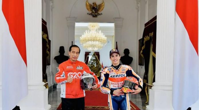 Kesan Pembalap MotoGP Bertemu Presiden Jokowi Presiden Joko Widodo bersama Marc Marquez.