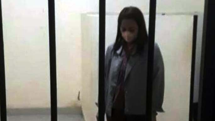 Ira Ua Ditahan, Netizen Puas Irawati Astana Dewi alias Ira Ua ditahan penyidik Polda NTT, Rabu (25/5/22).