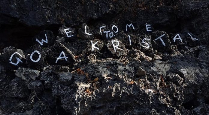 Pingin Mandi Di Gua Kristal? Pas Masuk 5 Ribu, Sewa Senter 100 Ribu Selamat Datang di Gua Kristal