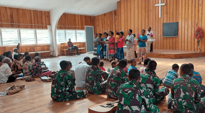 Minggu Damai di Tanah Lanny Jaya Ibadah Minggu di Gereja Baptis di Kampung Tima, 10 Juli 2022.