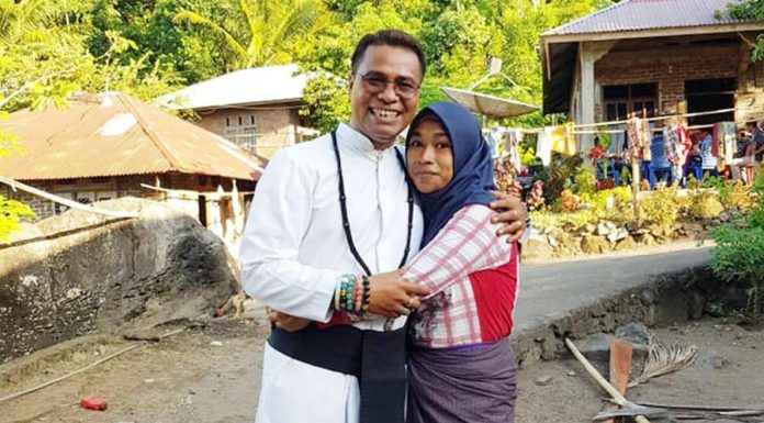 Agama dan Tragedi Minoritas Pancaran Kasih Salib dan Jubah Pater Tuan Kopong, MSF
