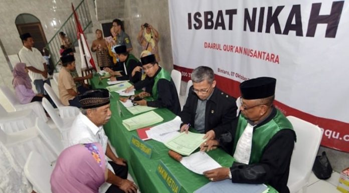 Pemkab Ende Dekatkan Layanan Nikah Sirih Isbat nikah adalah sebuah permohonan pengesahan pernikahan siri yang diajukan ke Pengadilan Agama agar dinyatakan sahnya perkawinan di mata hukum.