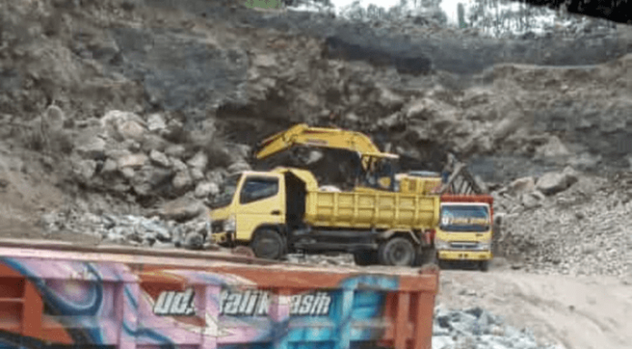 Puluhan Galian C Beroperasi Ilegal, Pemerintah Janji Segera Tertibkan Lokasi galian C illegal di Kelurahan Nageoga, Kecamatn Boawae, Kabupaten Nagekeo, Provinsi NTT.