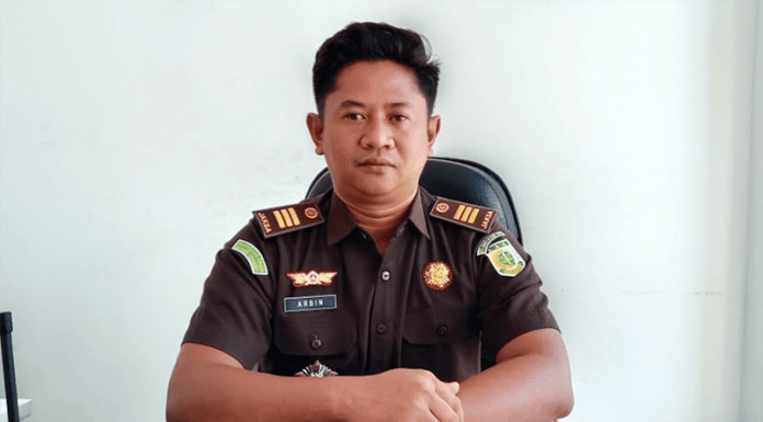 Kasi Intel Kejari Ende Klarifikasi Dugaan Intimidasi dan Pemerasan Terhadap Kontraktor Kepala Seksi intelejen, Kejaksaan Negeri Ende, Arbin Nu’man, S.H.