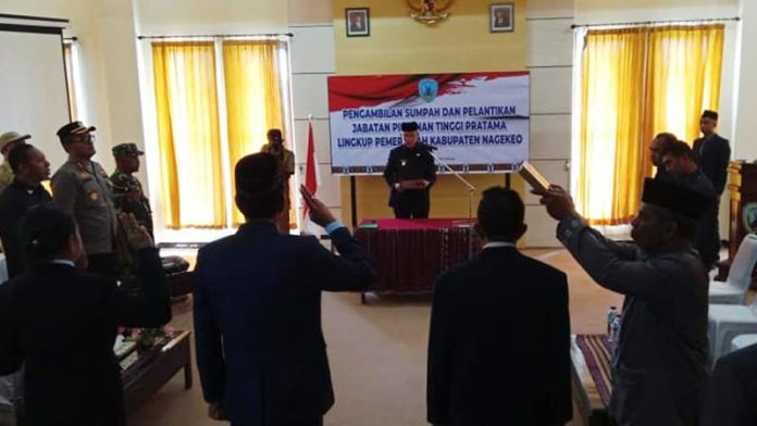 Pelantikan pejabat eselon 2 nagekeo Pelantikan 4 pejabat Eselon II di Aula VIP Kantor Bupati Nagekeo, Senin (20/5/24)