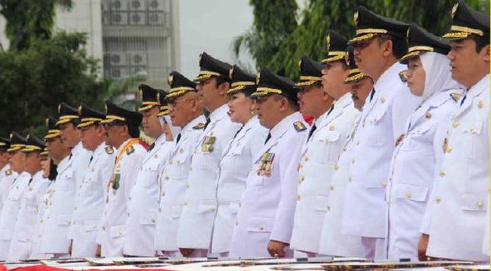 Pelantikan Kepala Daerah Terpilih Diselenggarakan di Istana Negara Pelantikan kepala daerah disatukan termasuk kepala daerah yang masih bersengketa di MK.