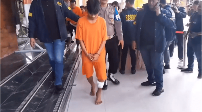 Curi Uang 127 Juta, Roy Kore Manu Di Tembak Polisi Roy Kore Manu