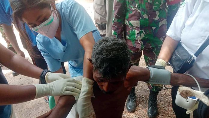 Paulus Oki, korban penembakan di batas negara Timor Leste (Tiles) dan RI dilarikan ke Rumah Sakit Umum Daerah (RSUD) Kefamenanu, Kabupaten Timor Tengah Utara (TTU), Senin (25/8/2025).