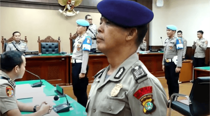 Sopir Rantis Brimob Divonis 7 Tahun Demosi