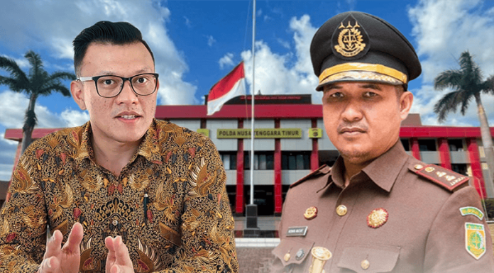 Serang Balik! Kuasa Hukum Roni Sonbai Dilaporkan ke Polda NTT Foto: Fransisco Bessi dan Ridwan Sujana Angsar dengan latar belakang kantor Polda NTT.