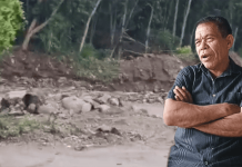 Galian C Ilegal di Nataute Bikin Lingkungan Rusak Foto: Kerusakan sungai di lokasi Galian C di Desa Nataute, Kecamatan Nangaroro dan Ketua Komisi I DPRD Nagekeo, Mbulang Lukas, SH.