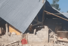 WVI Kirim Tim Tanggap Bencana, Sasar 25 Ribu Warga Terdampak Gempa Flores Salah satu rumah yang rusak akibat gempa M7.7.